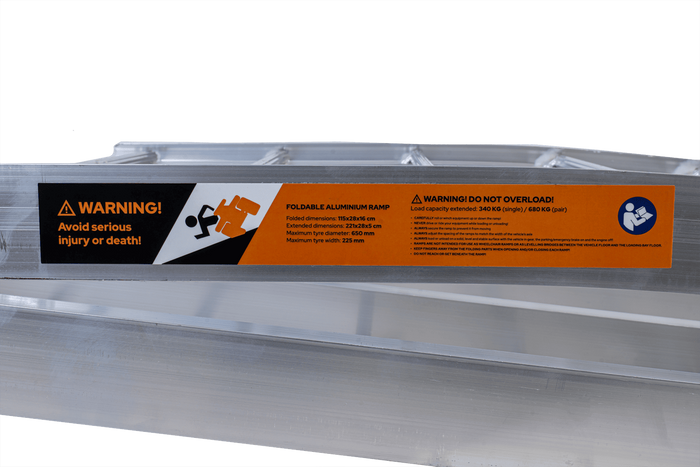 Skladacia hliníková rampa UNITRAILER ALR002 pre príves 221 cm 340 kg s popruhom